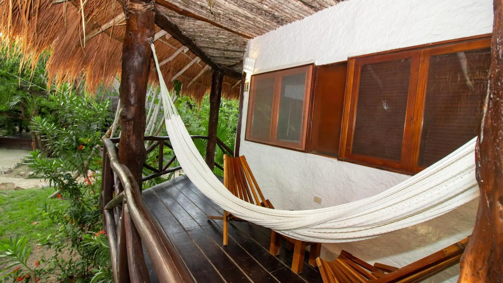 Blue Holbox Otel 4*, Isla Holbox