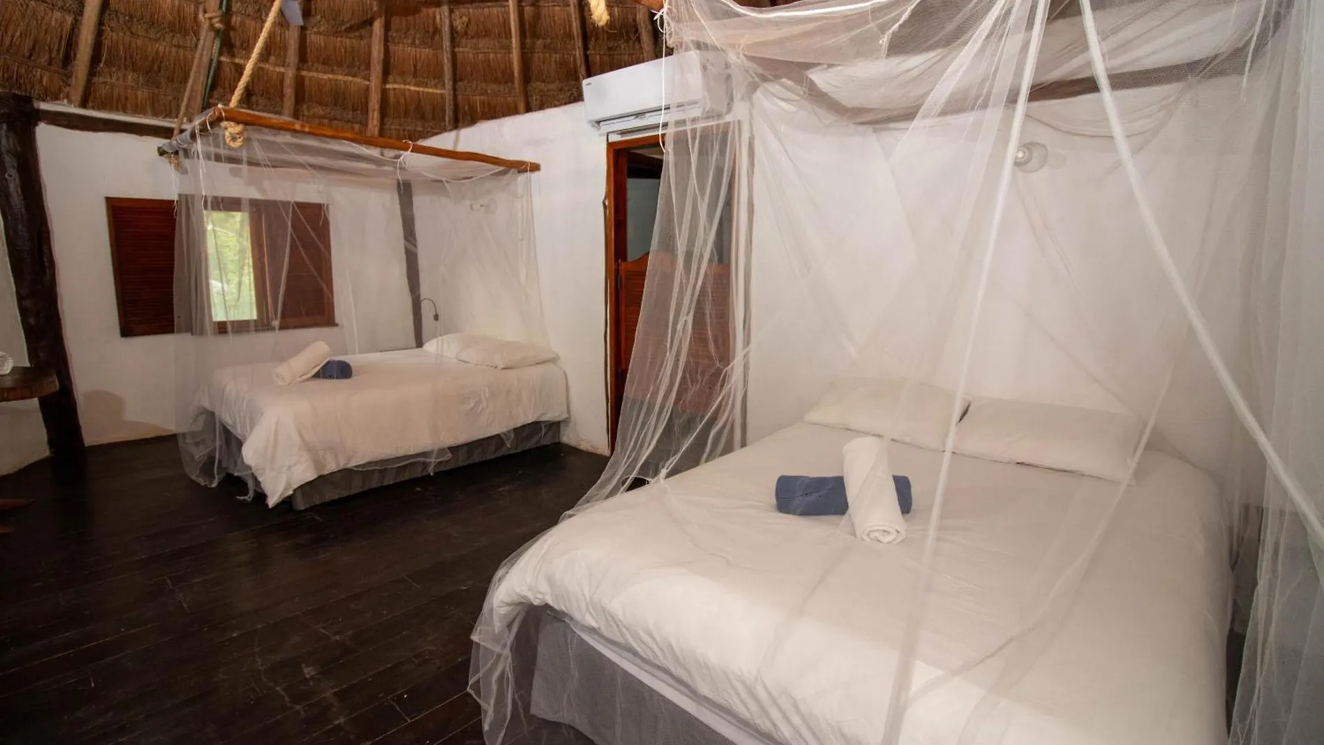 Отель Blue Holbox