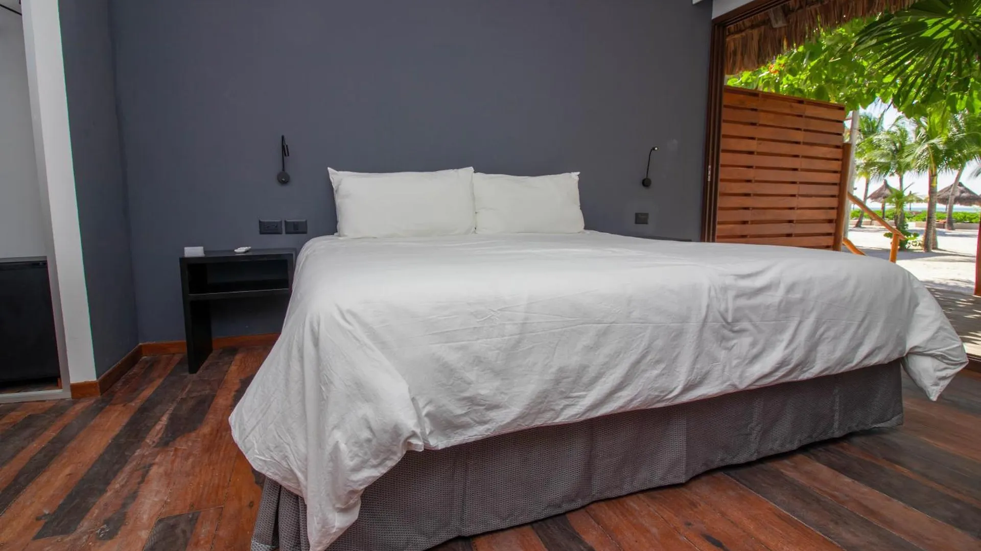 Blue Holbox Hotel