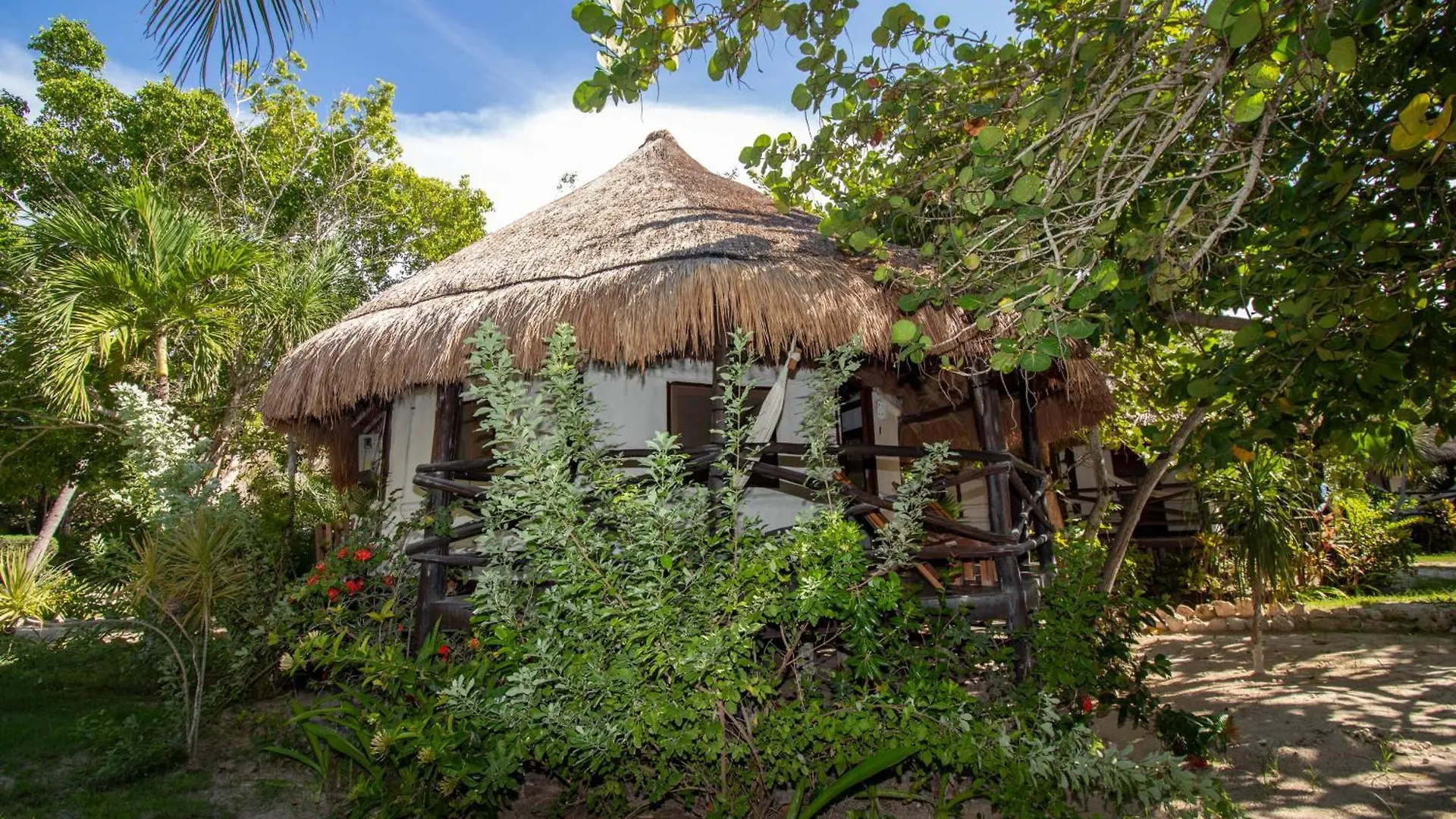 Blue Holbox Hotel